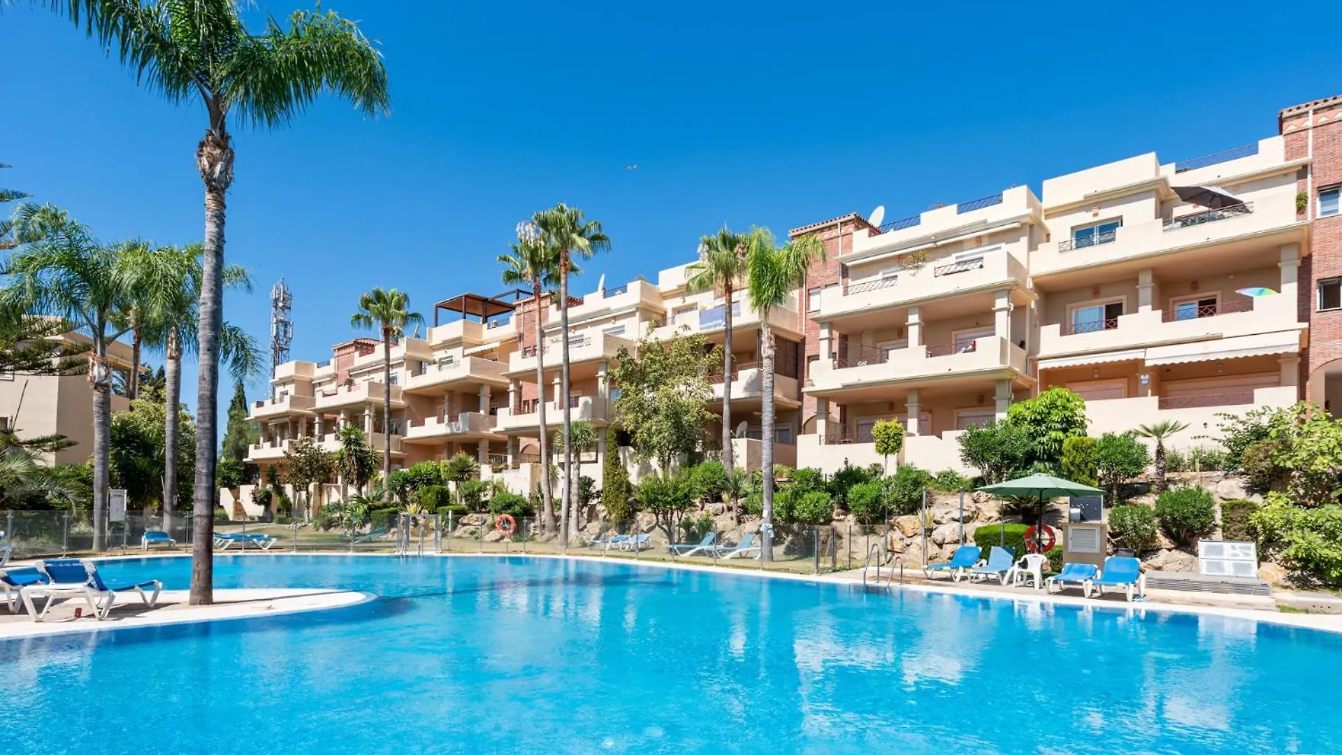 Vivi Homes - Toscana Luxury, Views, Pool & Terrace Estepona